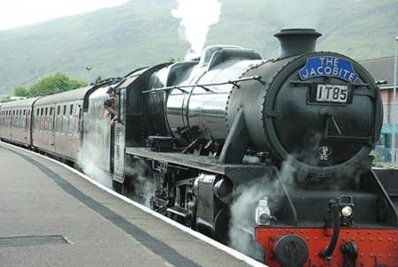 Hogwarts Express arriving at Rannoch Station